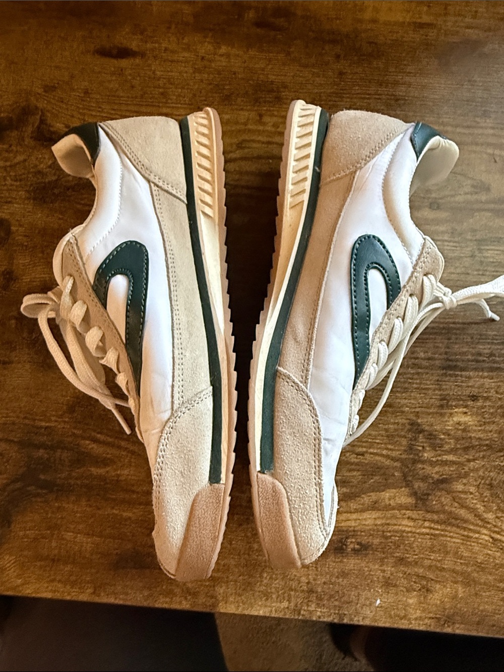 Tretorn Rawlins Women’s Size 8.5 Low-Top Sneakers in Beige and Dark Green - Picture 5 of 14